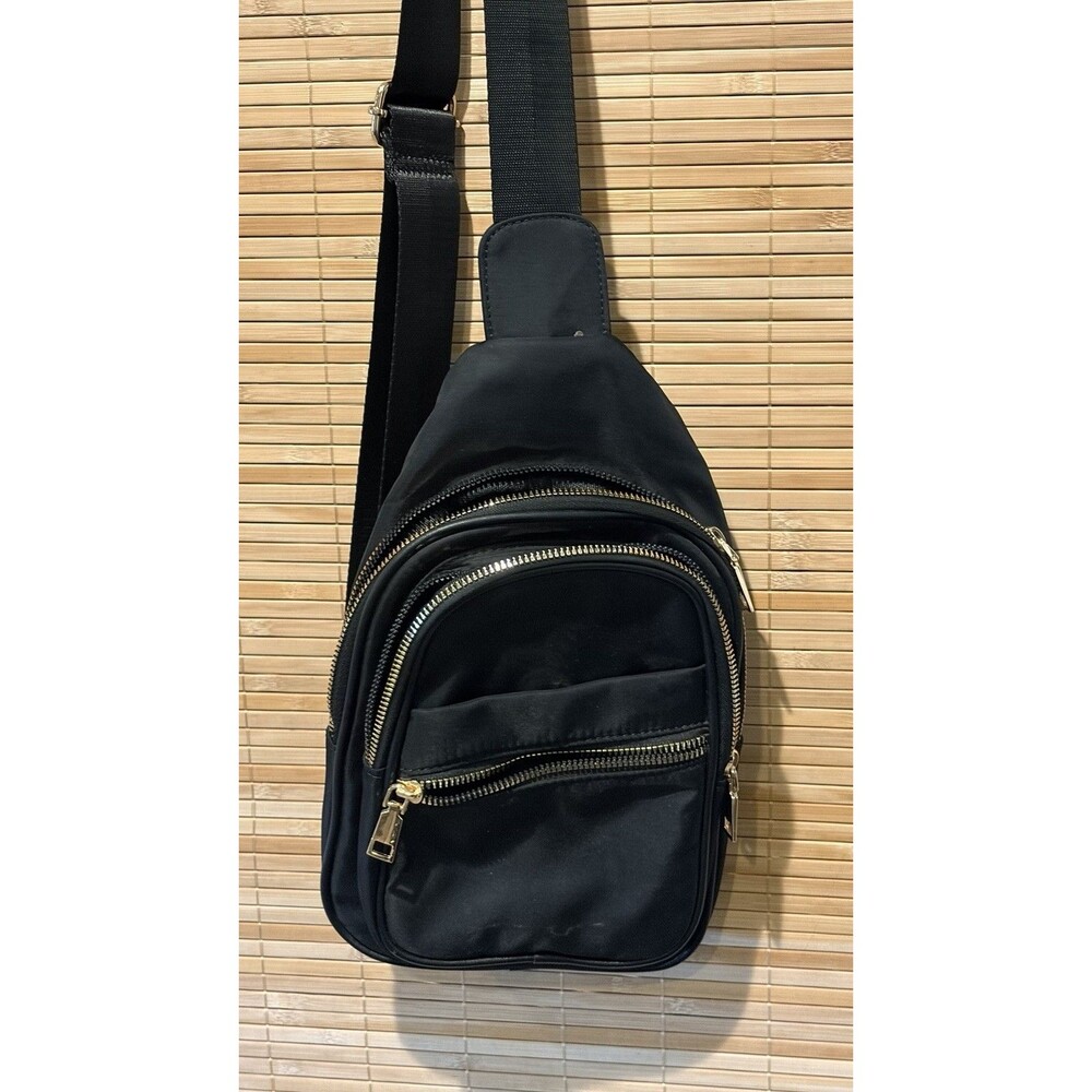 Black Sling Crossbody Backpack Bag Zip Closure Pockets Travel Backpack Purse